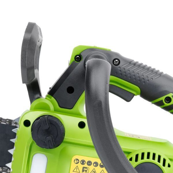 Аккумуляторная пила Procraft PKA42Li + 1 АКБ Industrial 20В 4Ач + Зарядное устройство Charger20/2,4A + 1л масла PKA42Li_ЗП_2,4Аг_1АКБ_4Аг фото